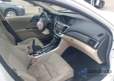 2015 Honda Accord Lx z USA, uszkodzony, nr VIN 1HGCR2F35FA225597